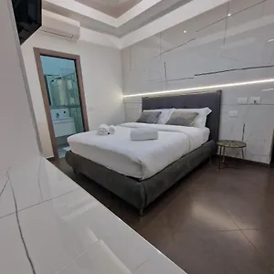 Ari Guest house